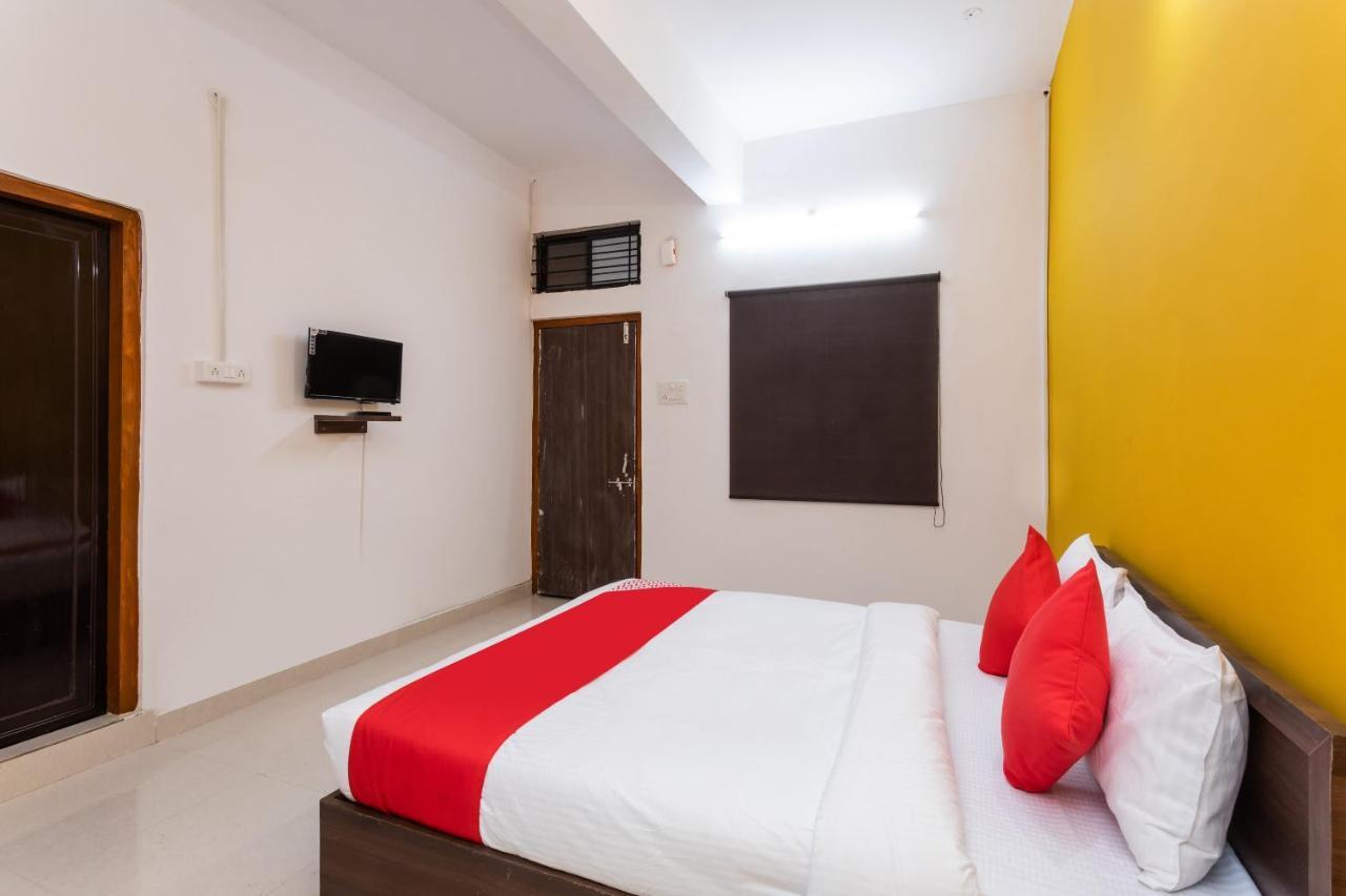 Oyo Hotel Convivial Paradise Shamsgarh Exterior foto