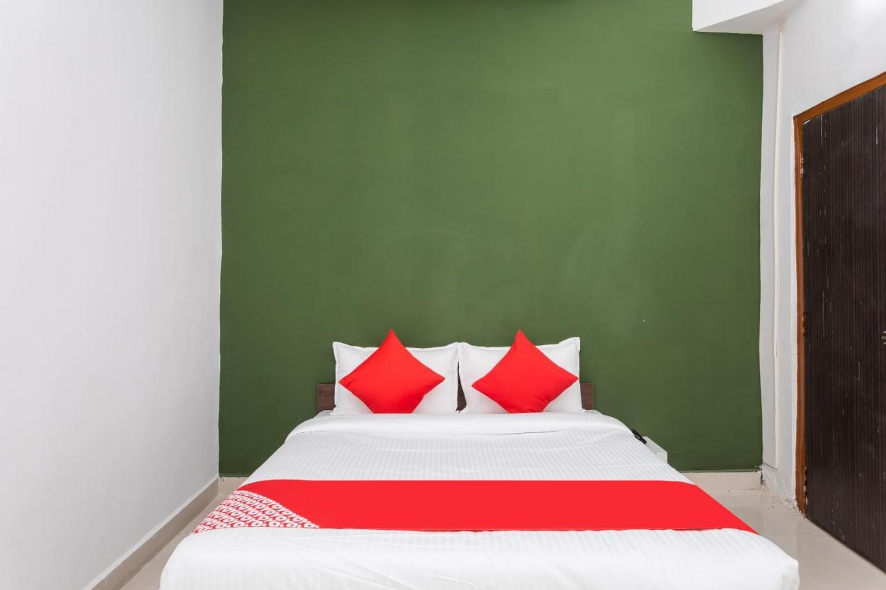 Oyo Hotel Convivial Paradise Shamsgarh Exterior foto