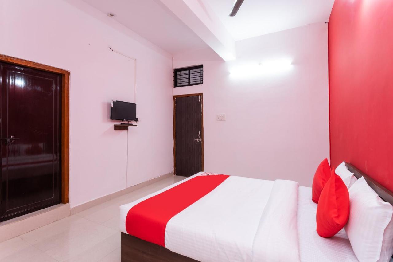 Oyo Hotel Convivial Paradise Shamsgarh Exterior foto